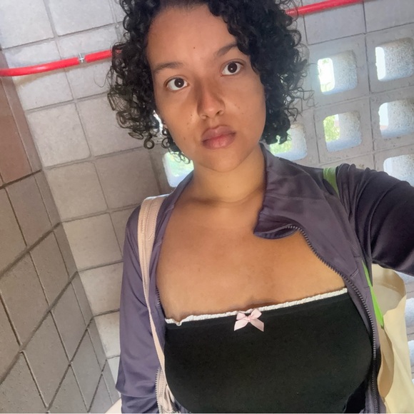 Hello 🥰 - Picture 7 of 7